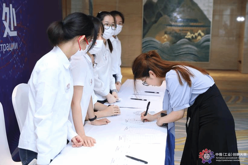 909b4596ee14d6cd0cebadcc75c16ff