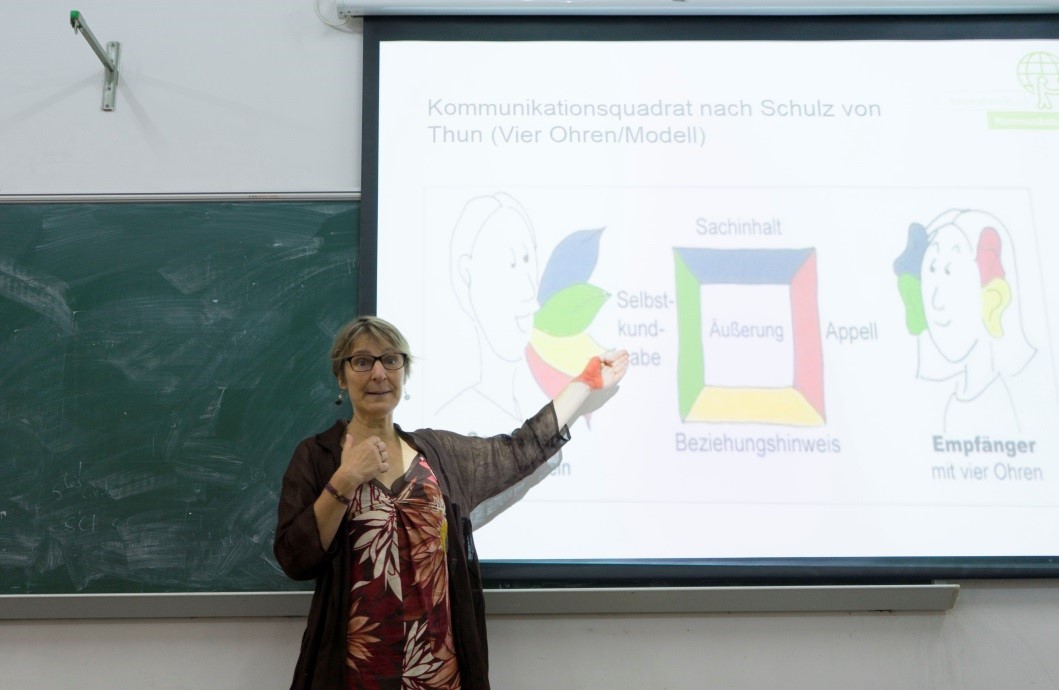 undefined 伟德国际1946